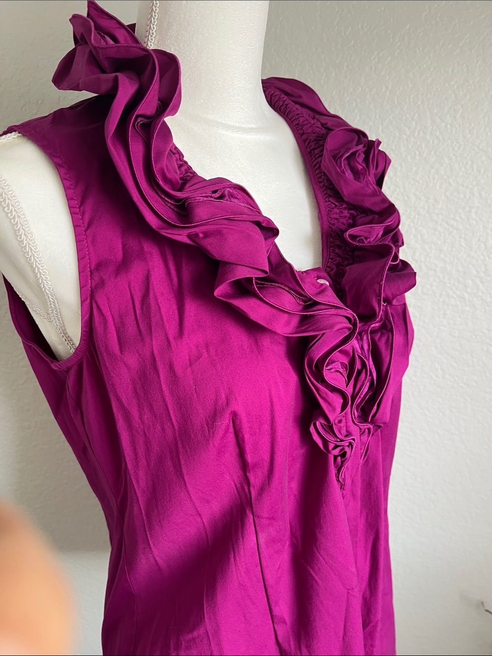 Ruffled V-Neck Sleeveless Camisole in Magenta New York